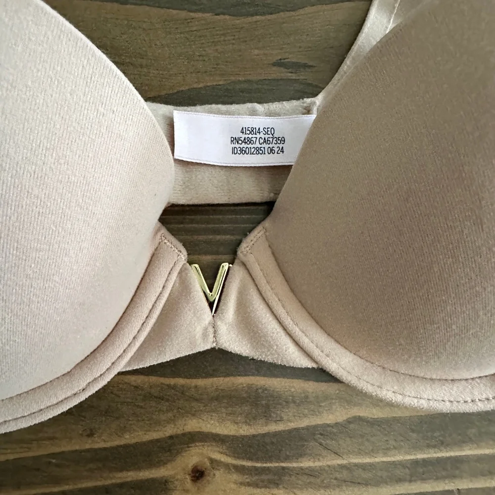 Women's Victoria's Secret 34A Beige Light Blue Lined Demi Bras - Picture 3 of 5